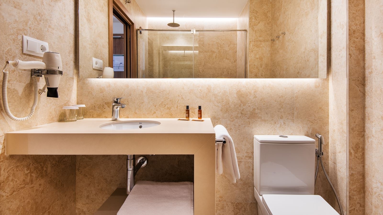 rooms-ds--double-standard-terracebalcony-without-view