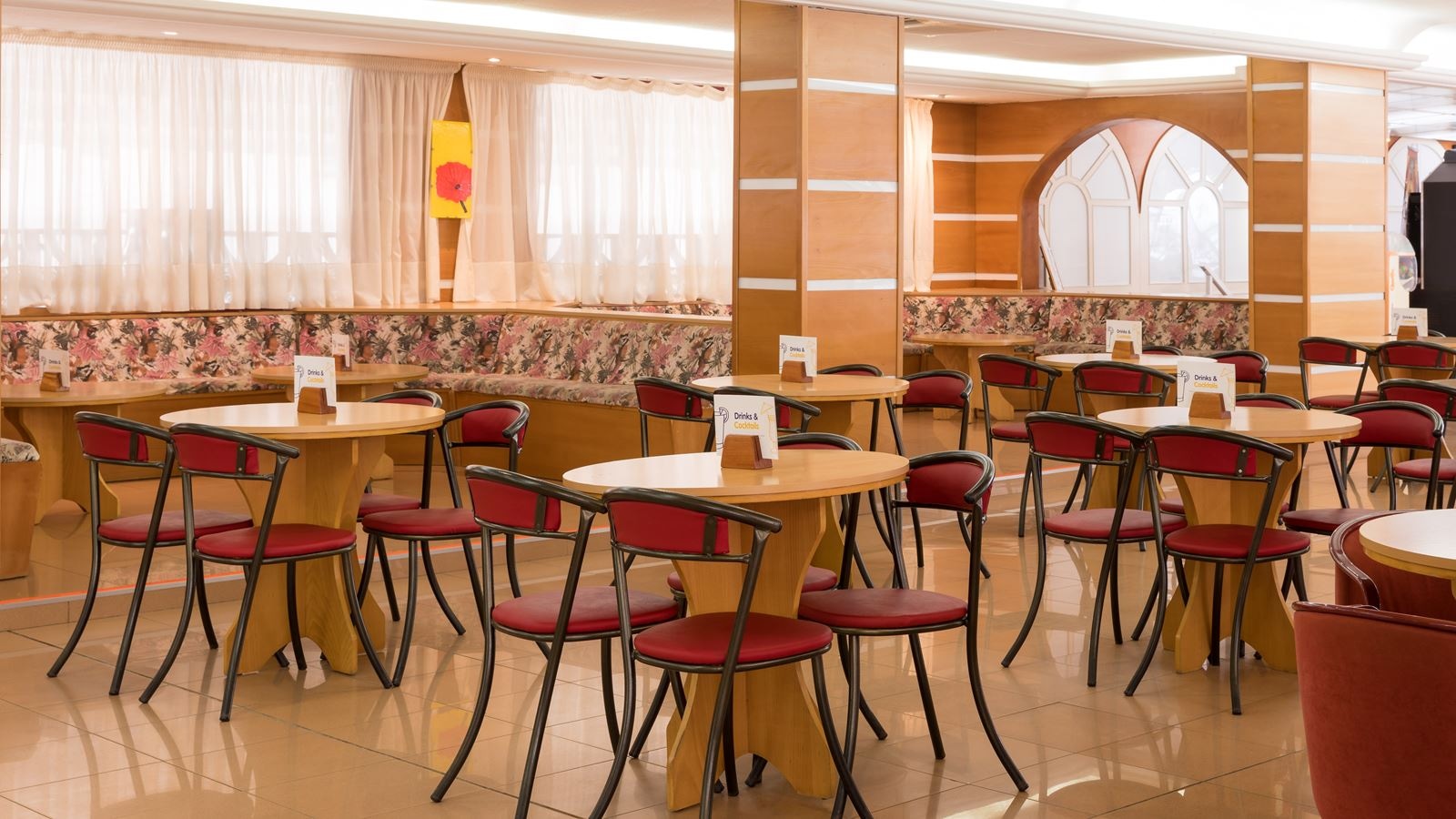bars-main-bar