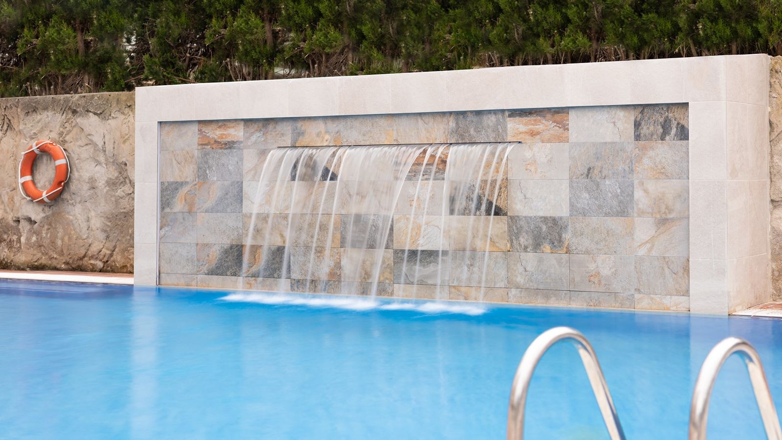pools-outdoor-pool