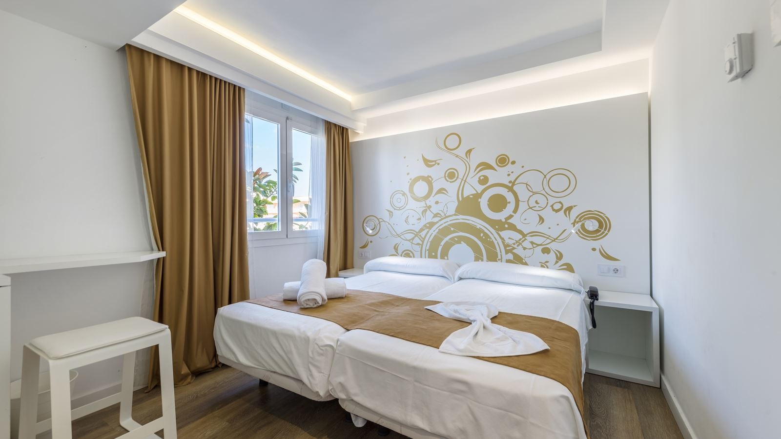 rooms-junior-suite