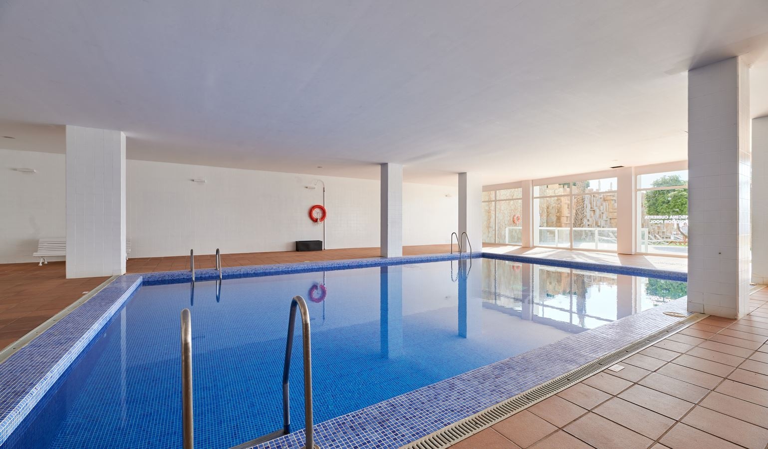 pools-indoor-pool