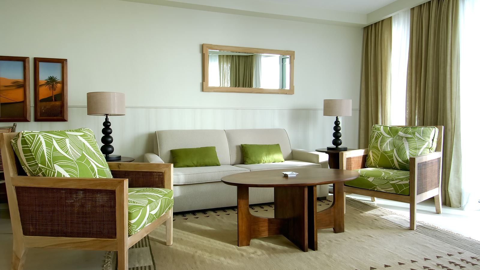 rooms-family-room