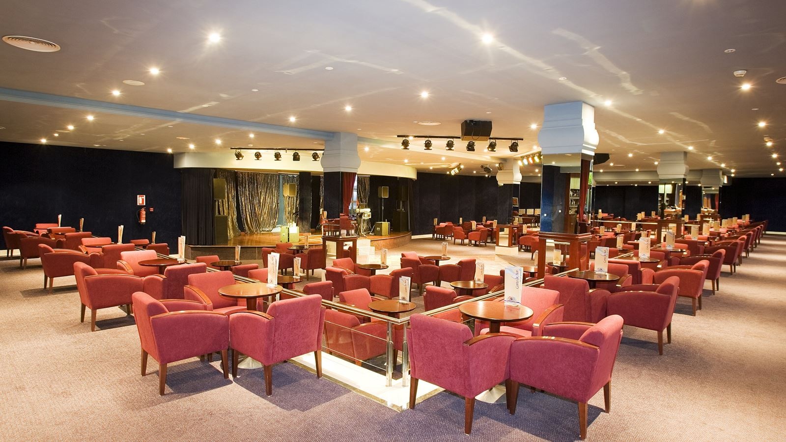 bars-bar-lobby