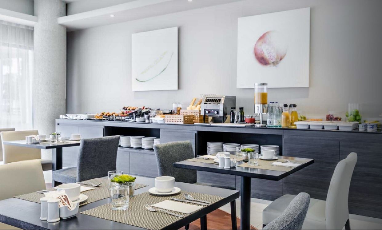restaurants-restaurant