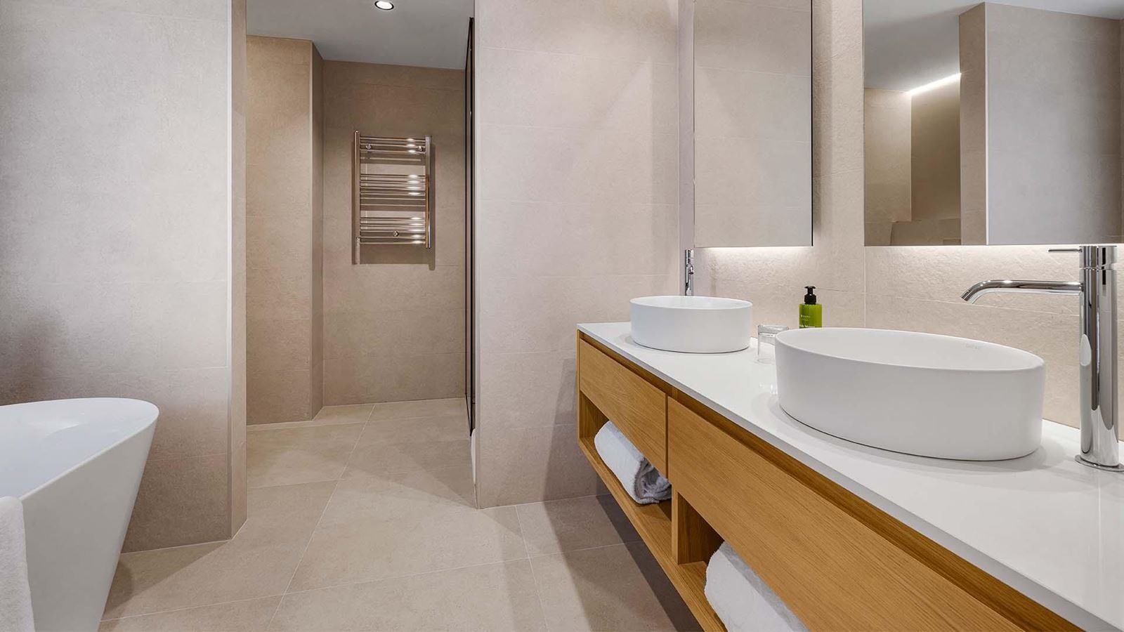 rooms-suite