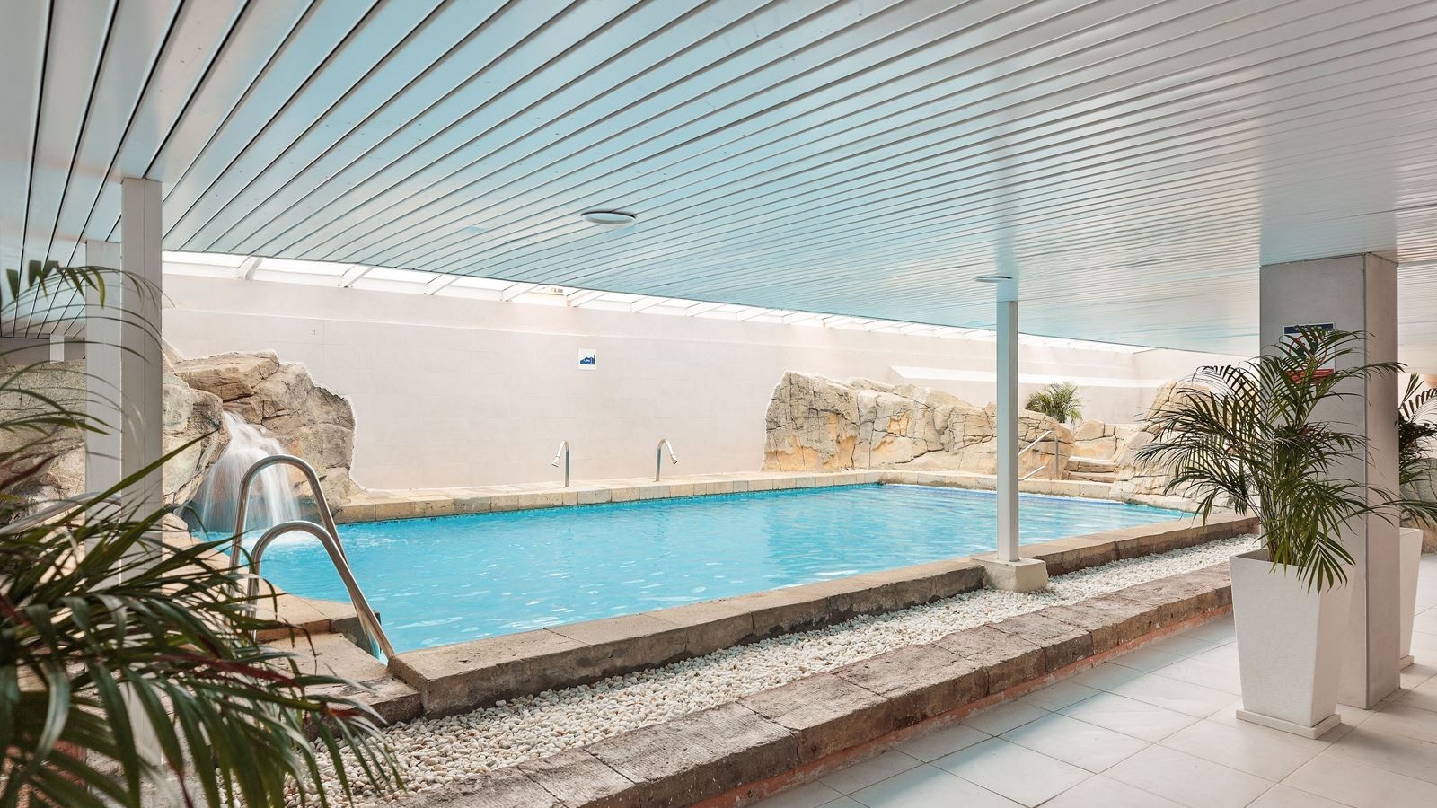 pools-indoor-pool