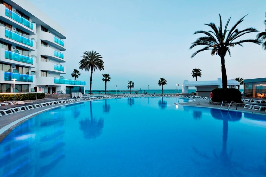 pools-outdoor-pool