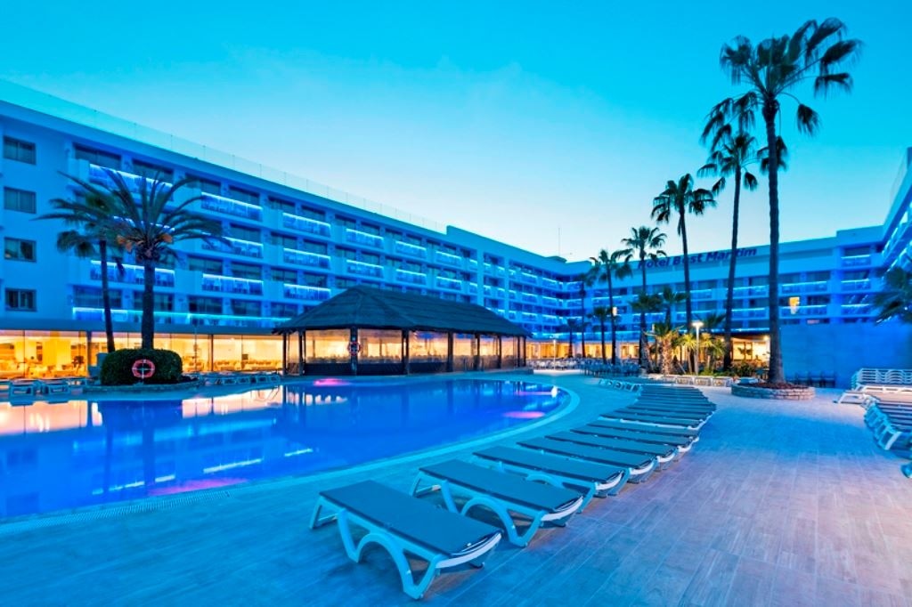 pools-outdoor-pool