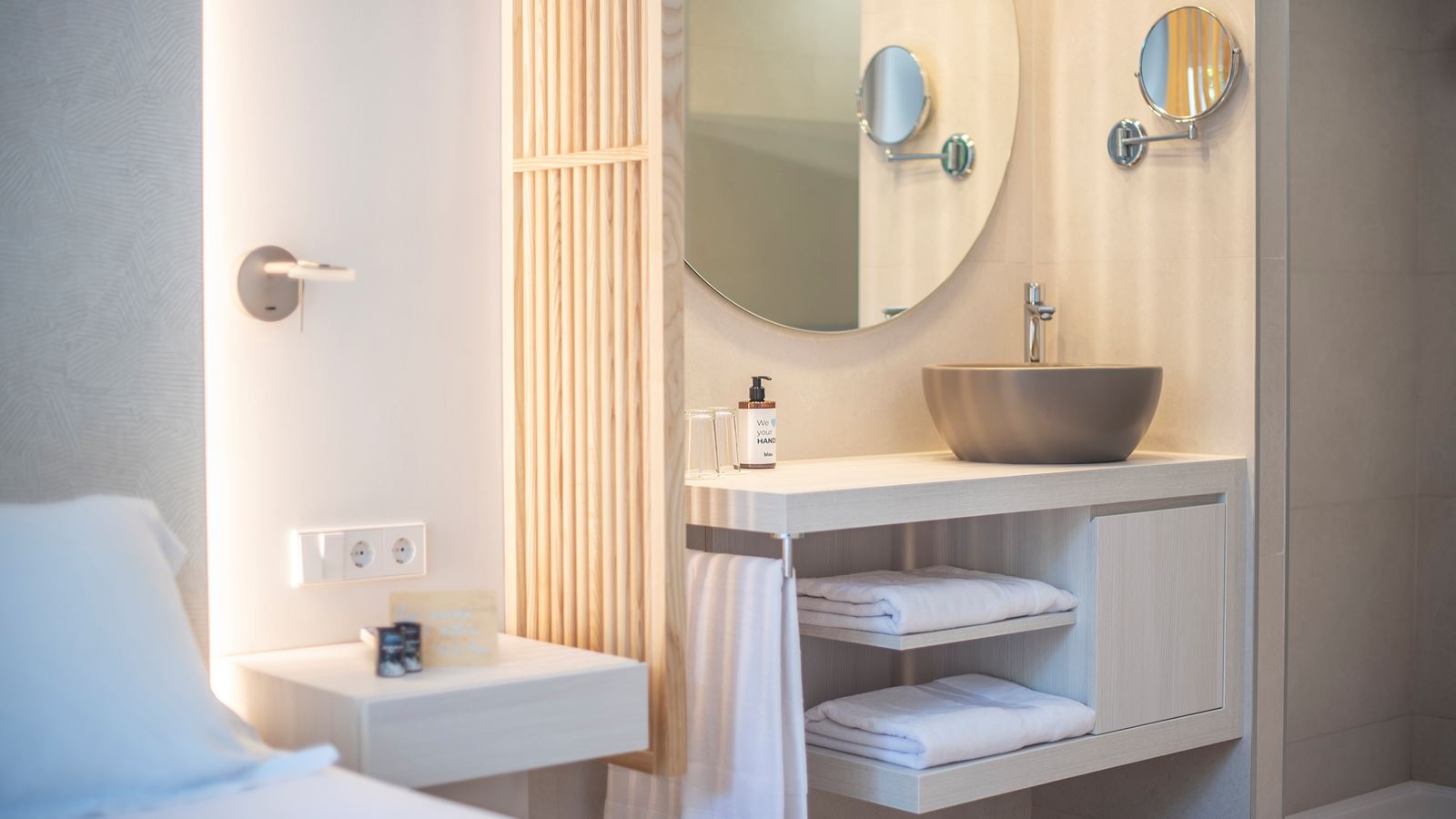 rooms-suite-select