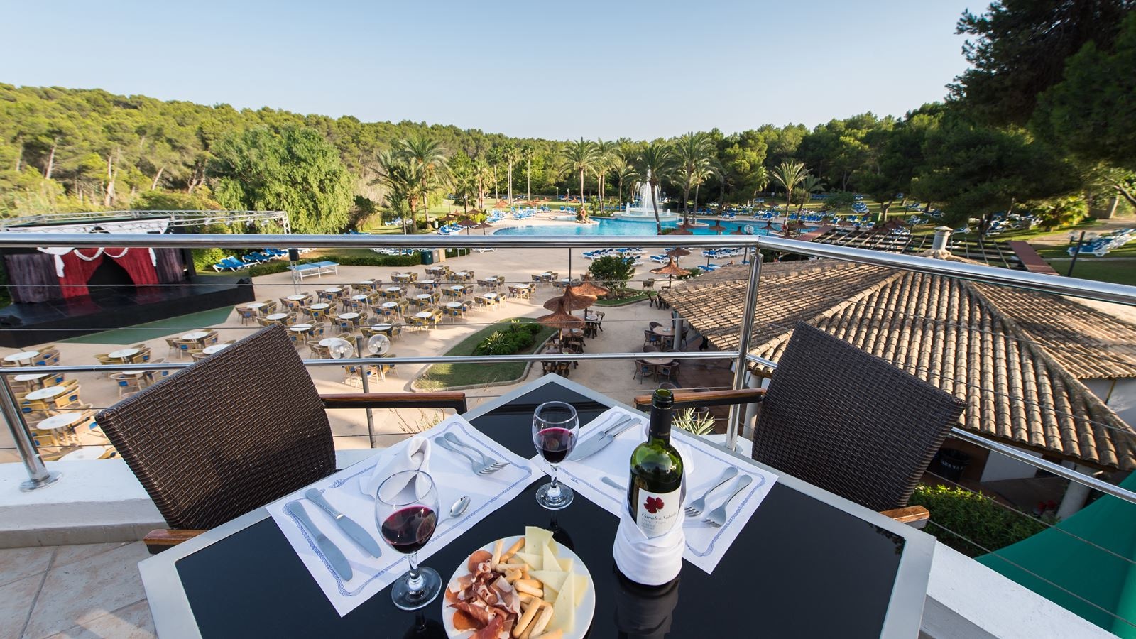 restaurants-breakfast-buffet