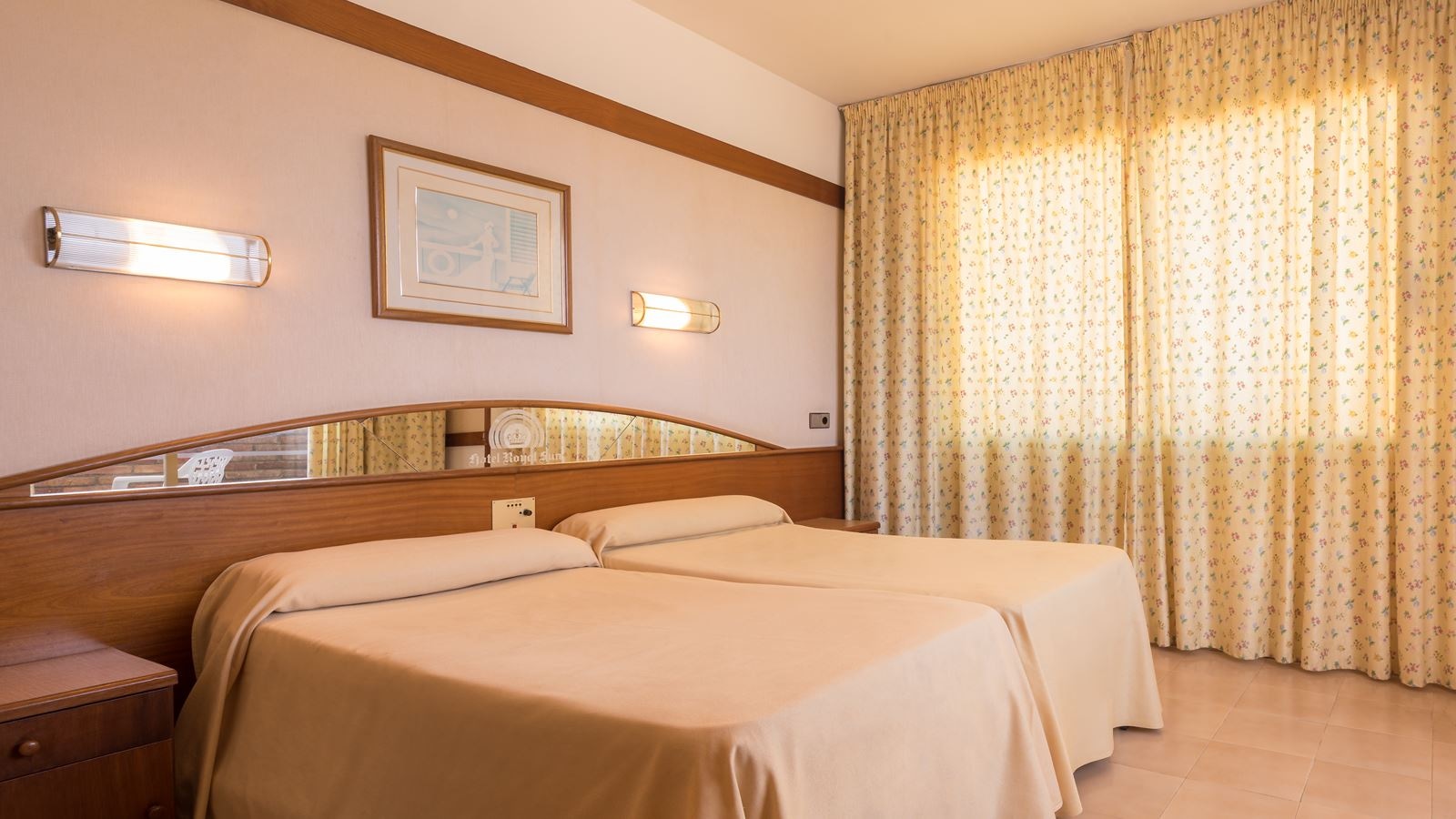rooms-single-room