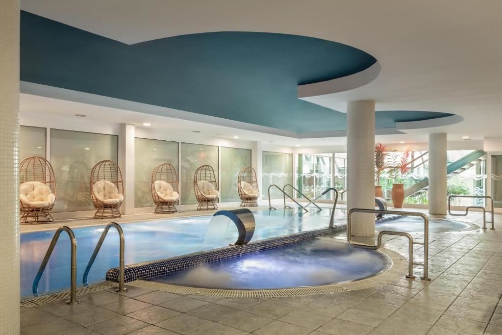 pools-pools