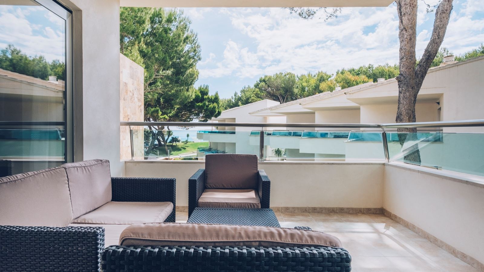 rooms-suite