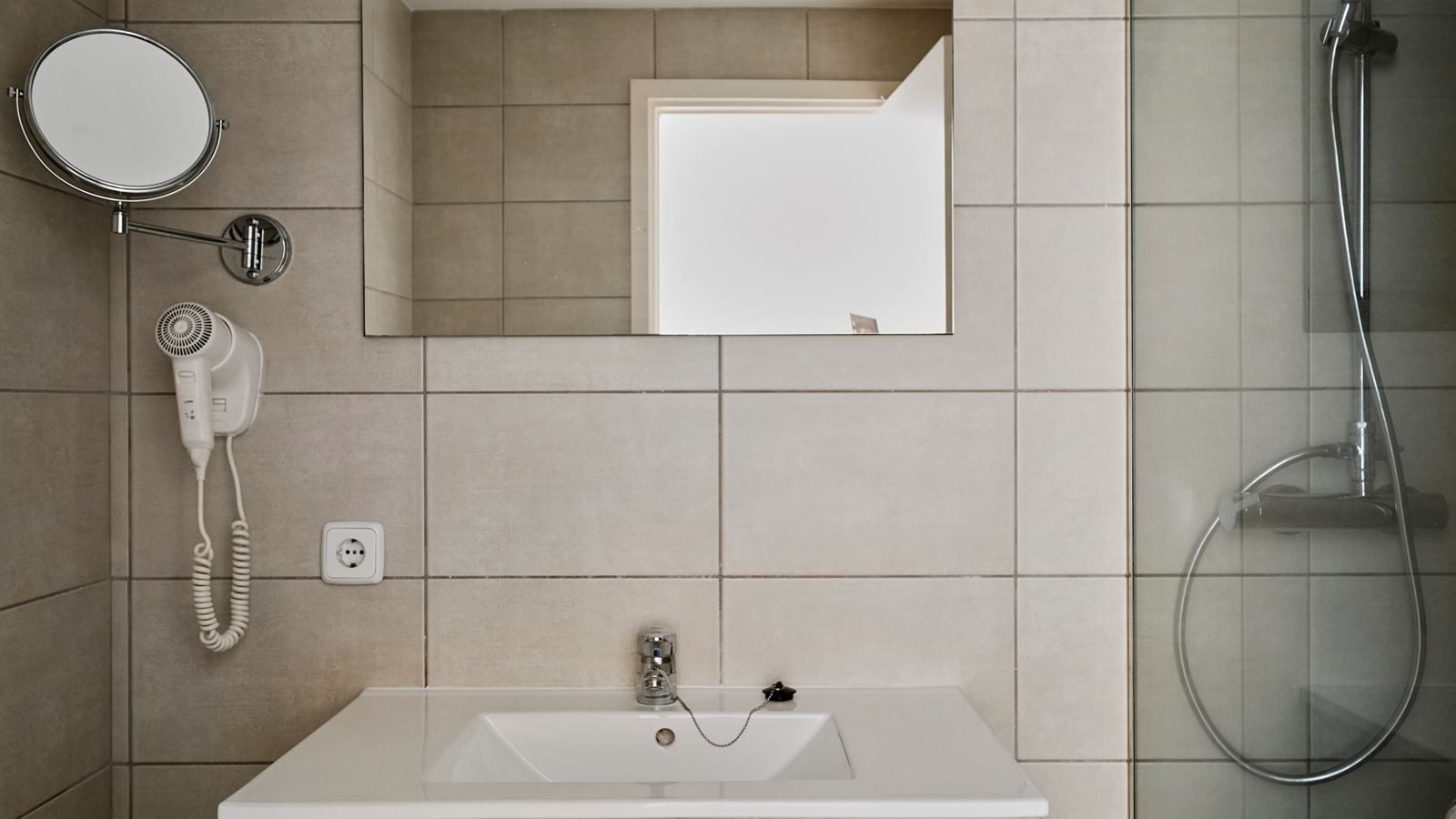 rooms-double-room