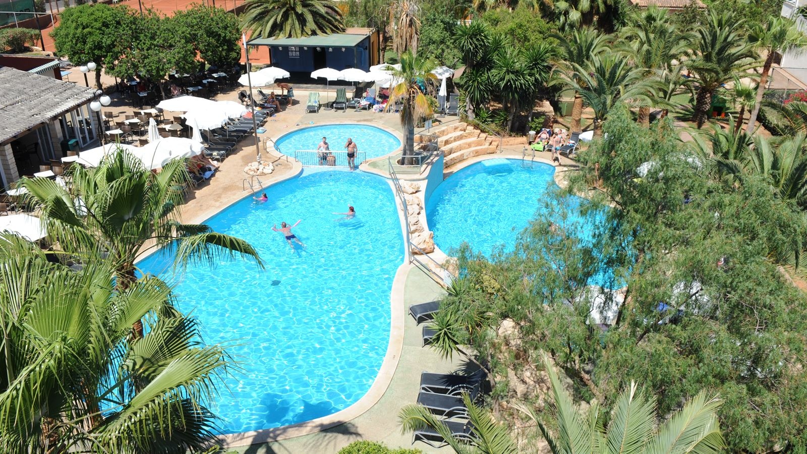 pools-outdoor-pool
