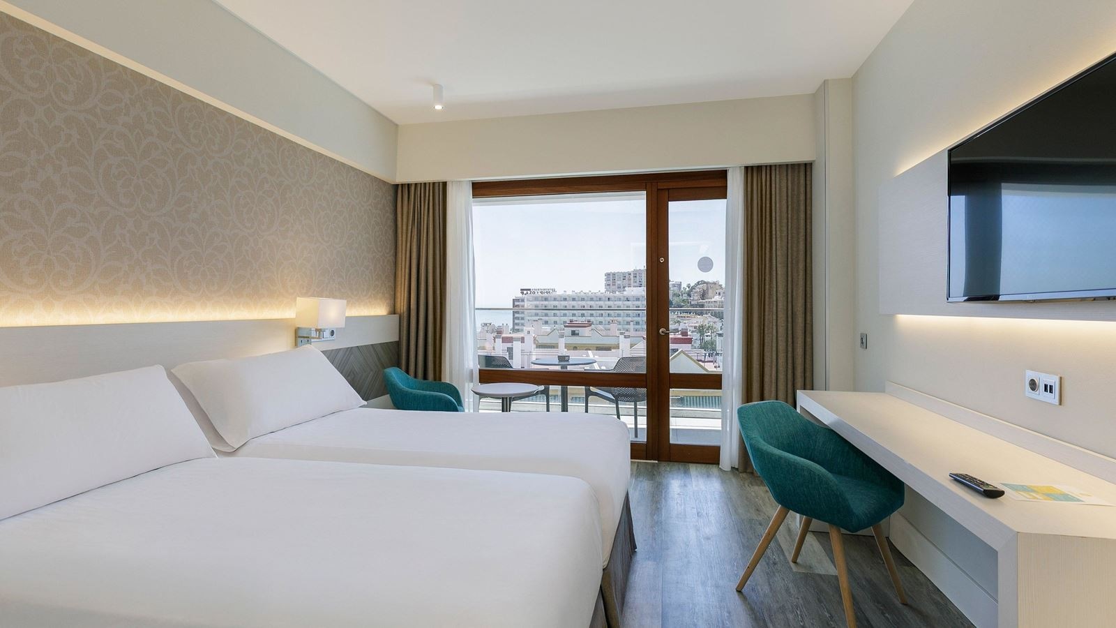 rooms-double-room-lateral-sea-view