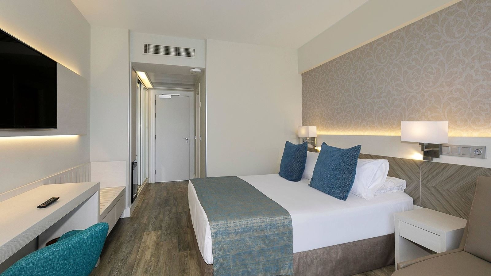 rooms-double-room-lateral-sea-view