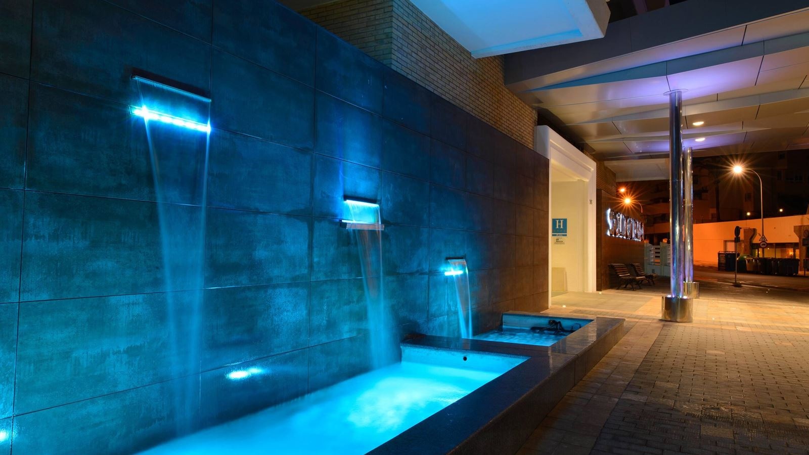 pools-indoor-pool