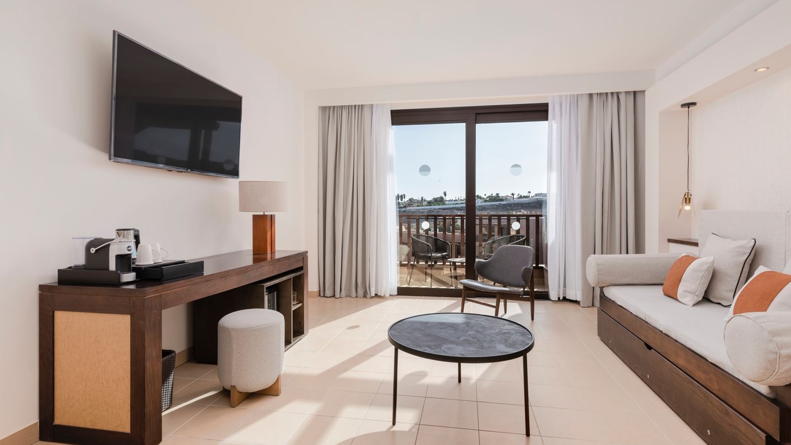 rooms-suite