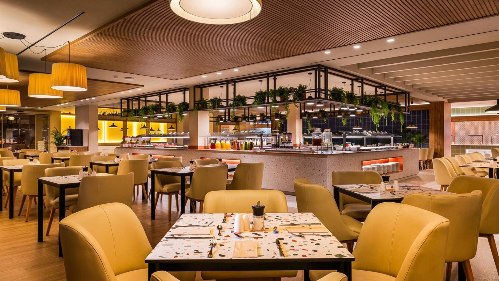 restaurants-caprice