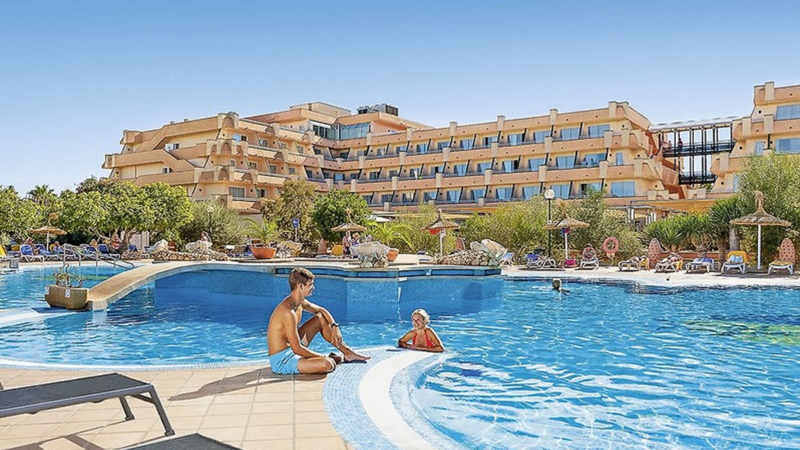 pools-main-building