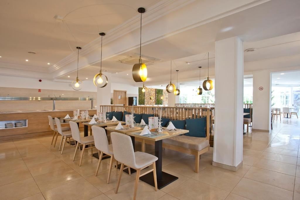 restaurants-restaurants