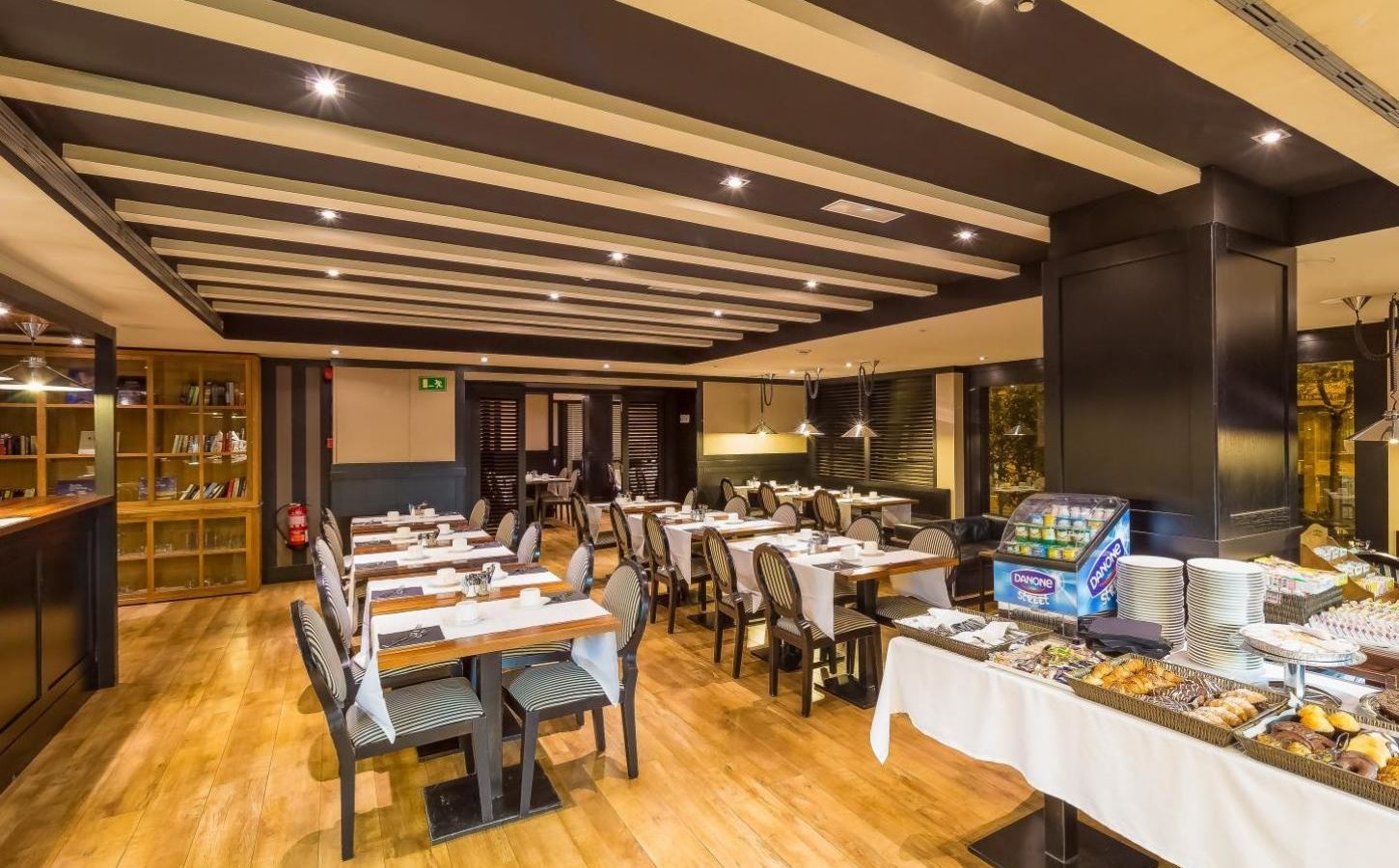 restaurants-restaurants
