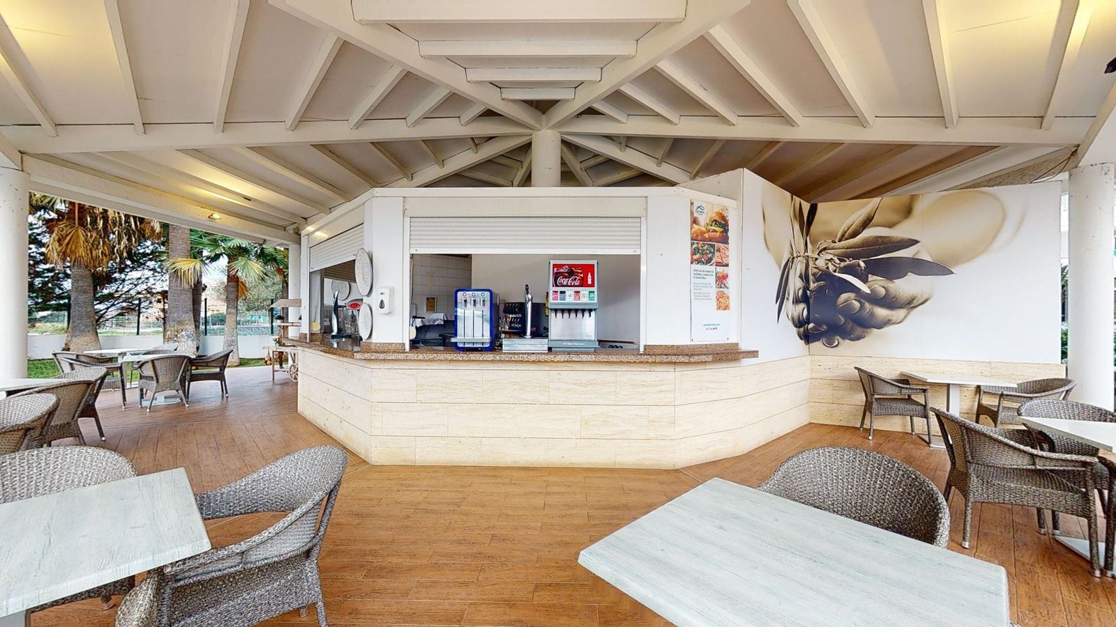 bars-snack-pool-bar