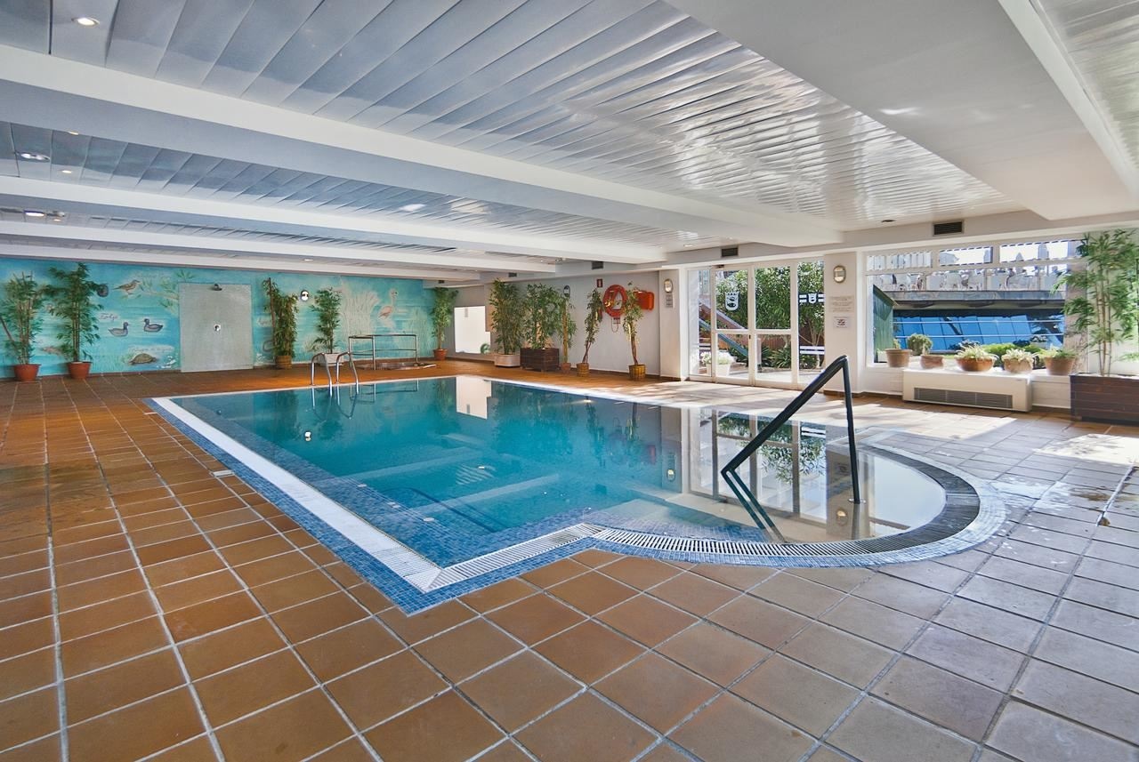 pools-indoor-pool