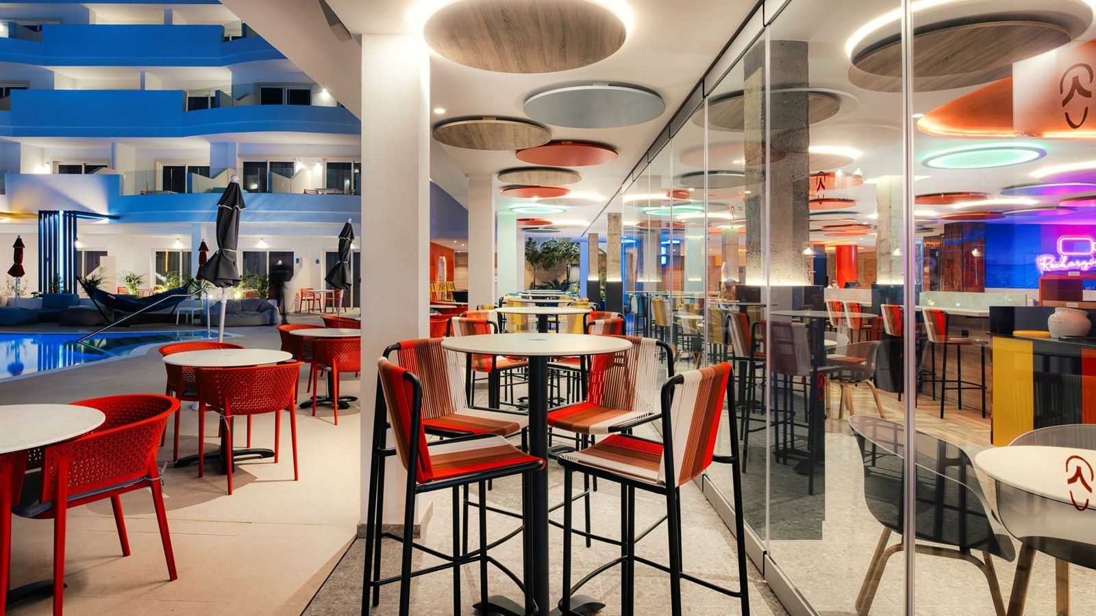 restaurants-restaurant-buffet
