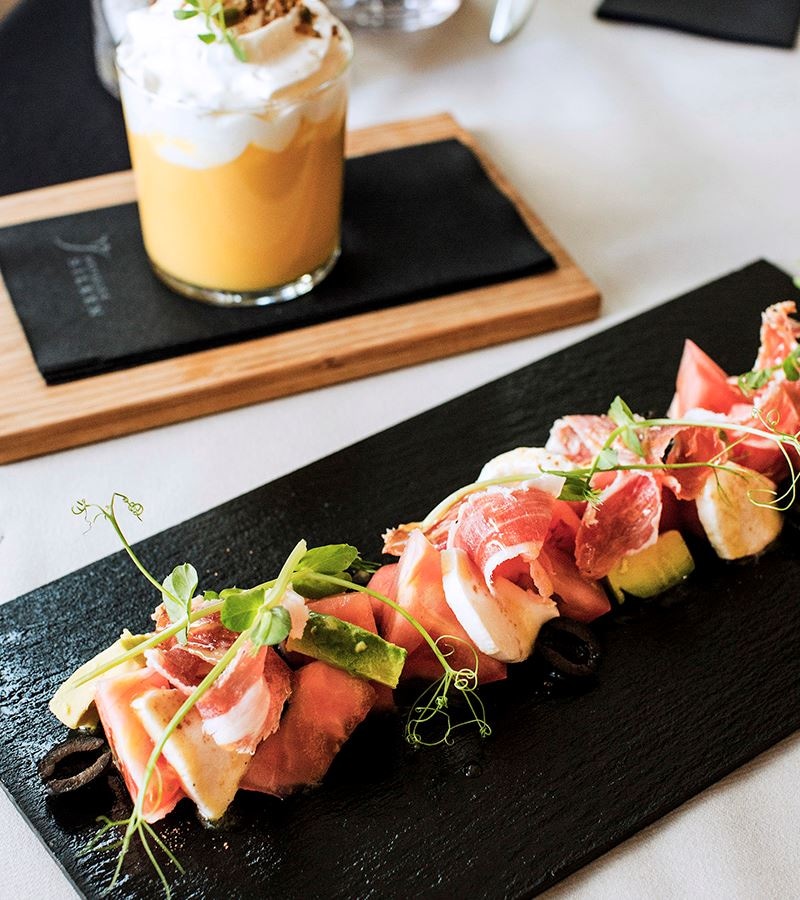 restaurants-restaurants