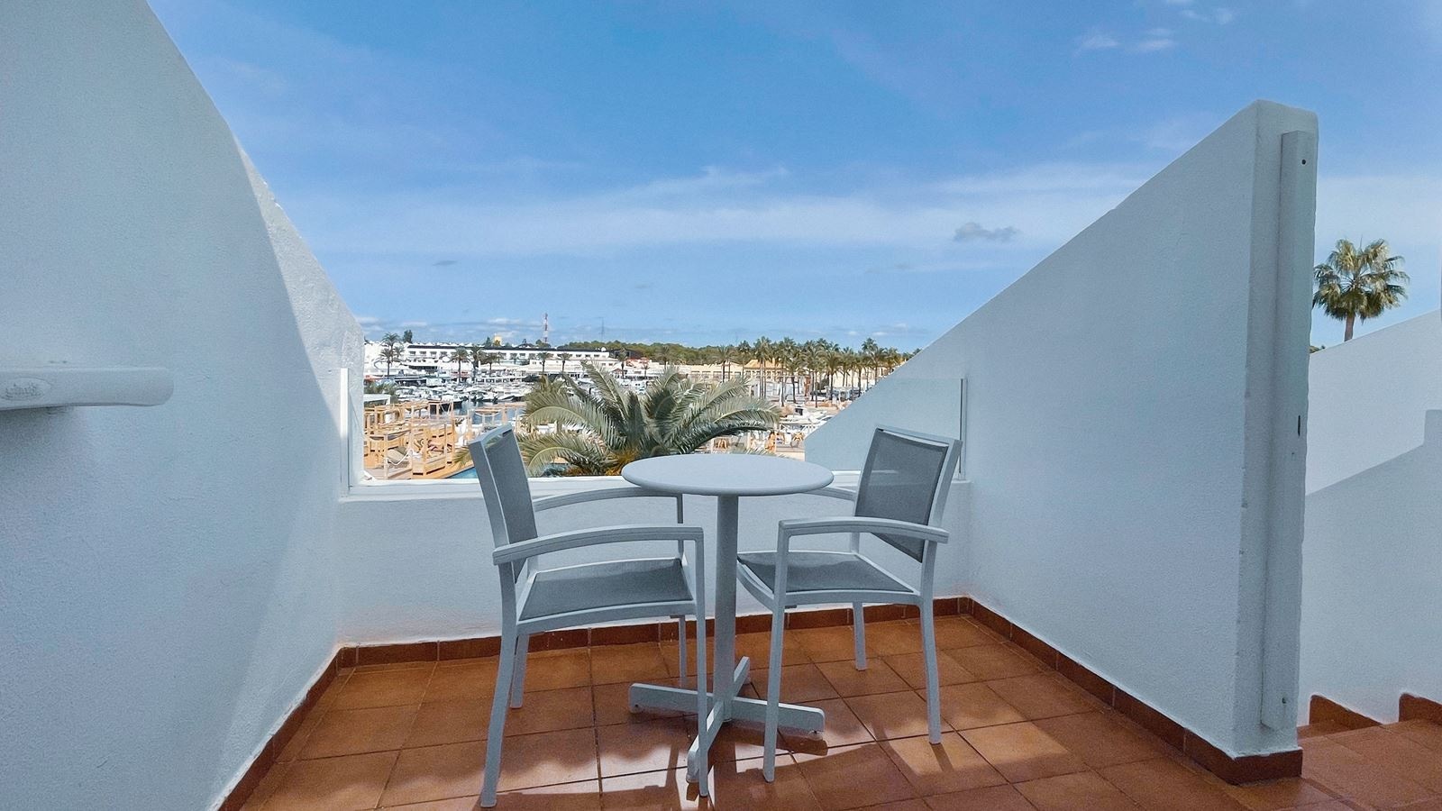 rooms-suite-2-bedrooms