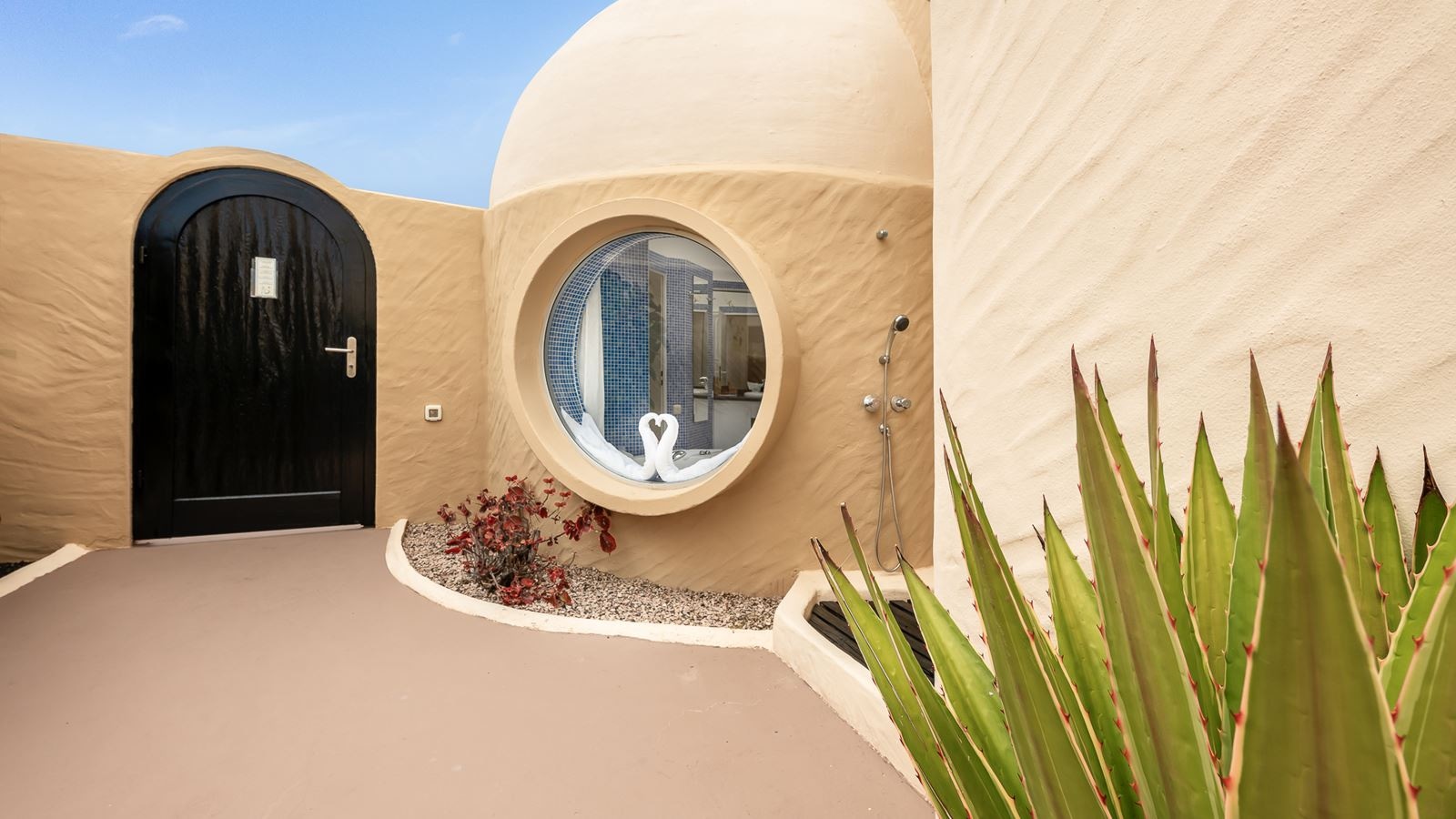 rooms-suite-with-terrace-sui