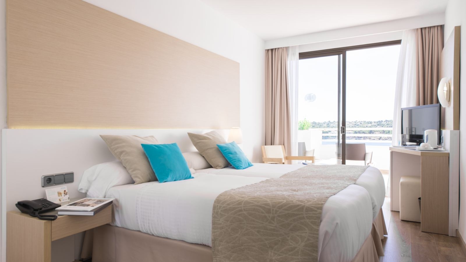 rooms-twin-sea-view