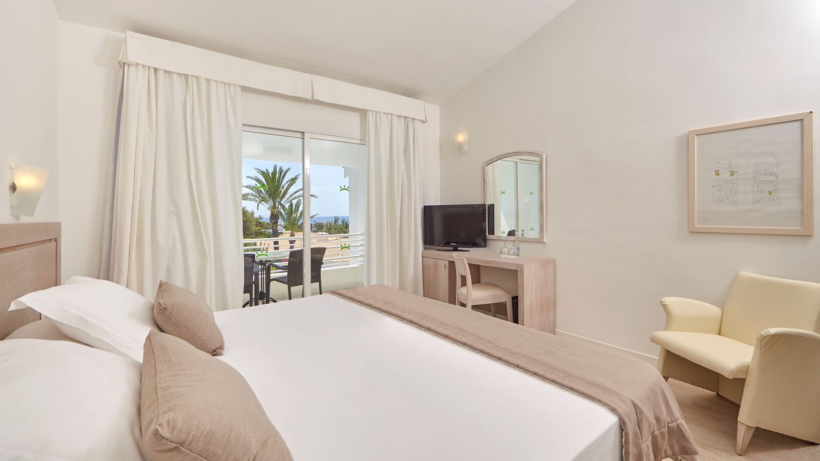 rooms-d2x-double-deluxe-room-balcony-or-terrace