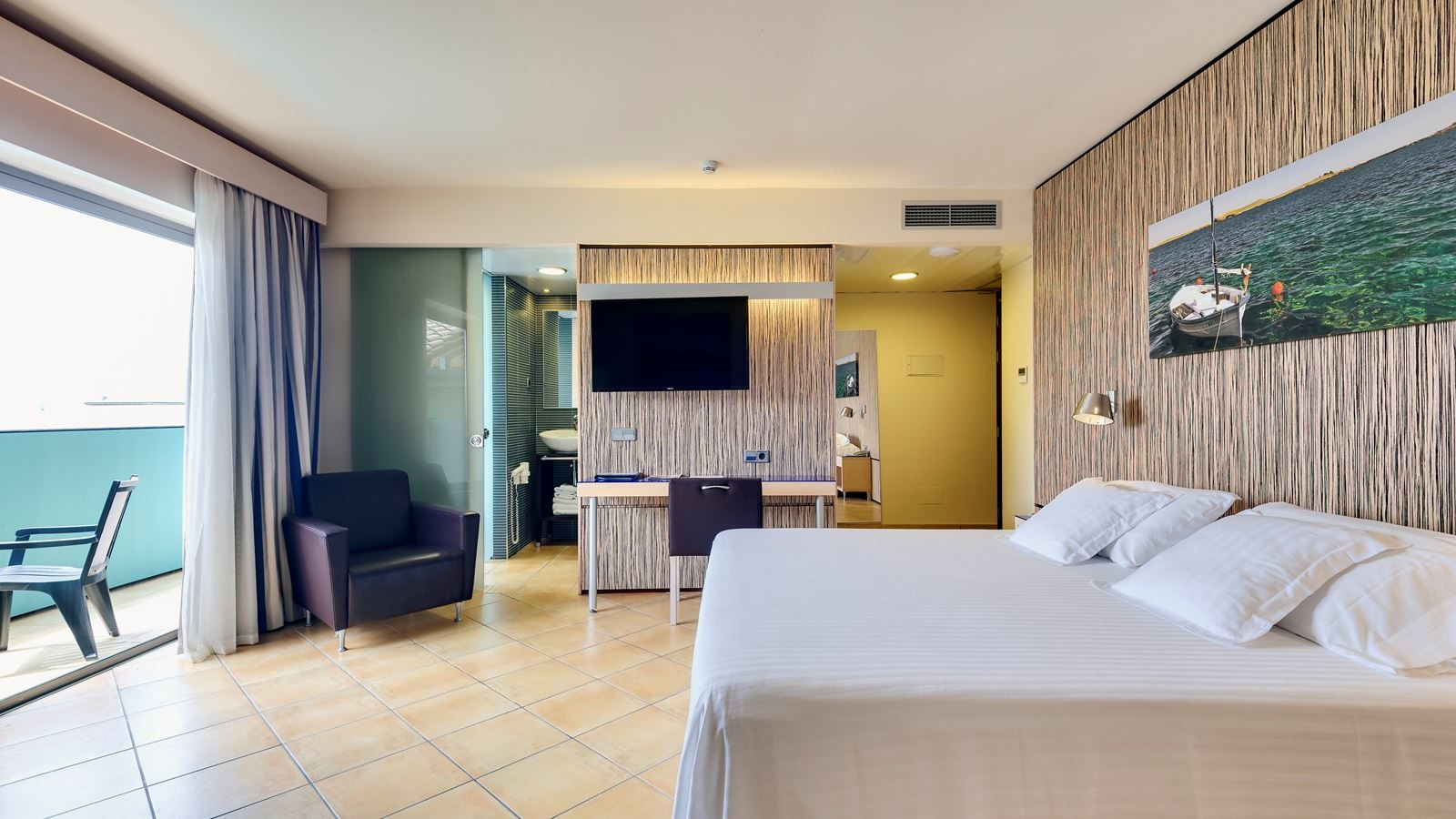 rooms-family-room