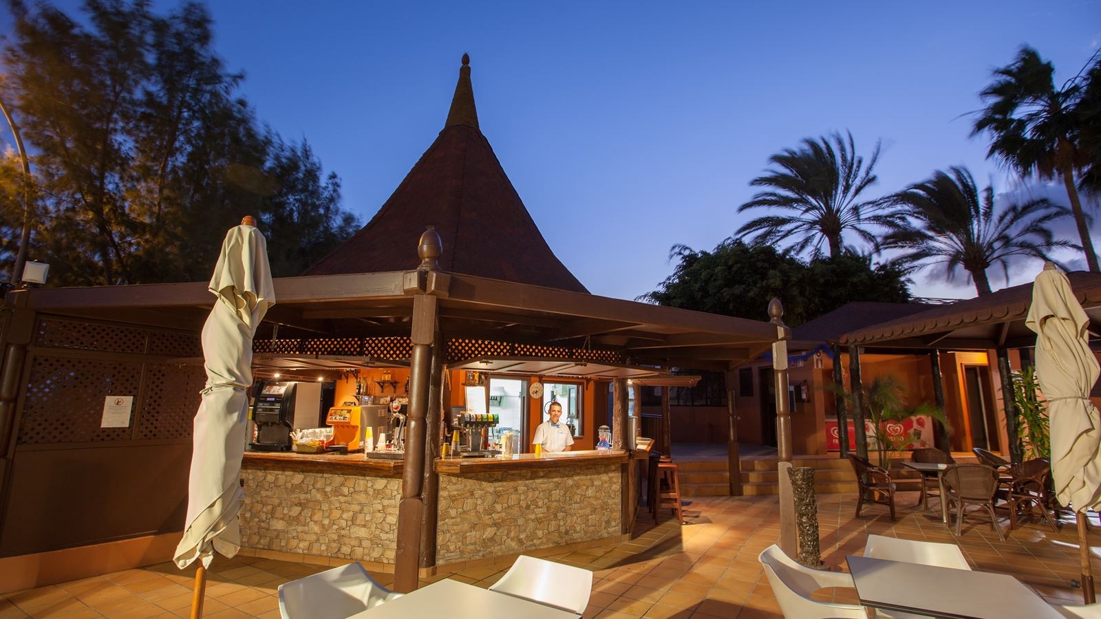 bars-pool-bar