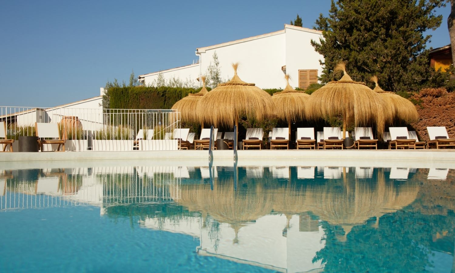 pools-outdoor-pool