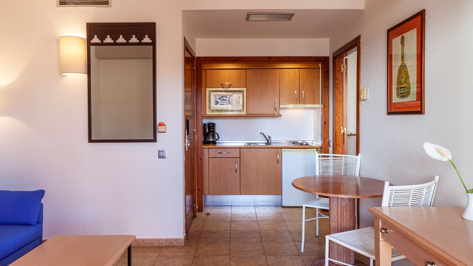 rooms-1-bedroom-apartment