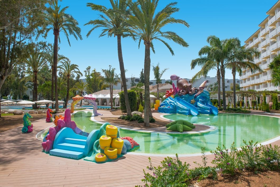 mini-club-outdoor-childrens-pool