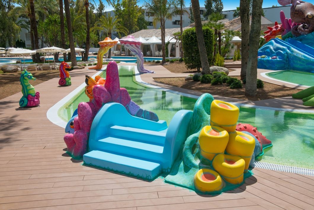 mini-club-outdoor-childrens-pool