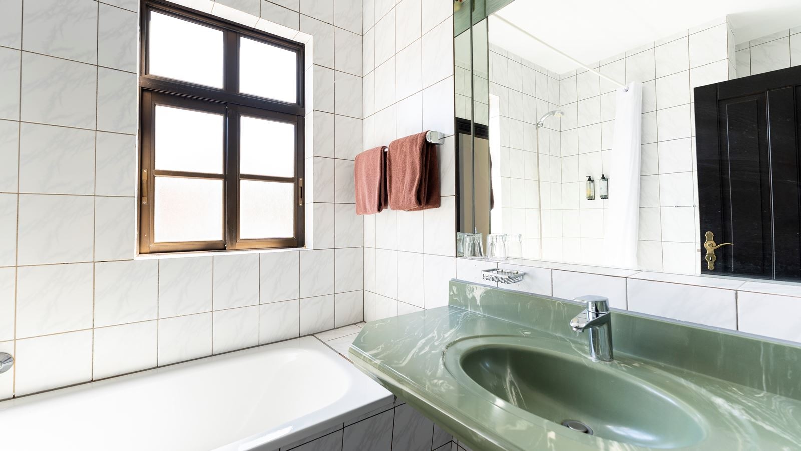 rooms-baku-family-2-bedrooms