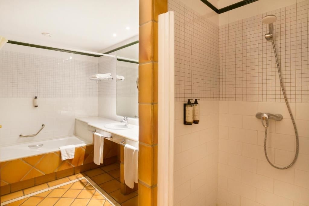 rooms-suite