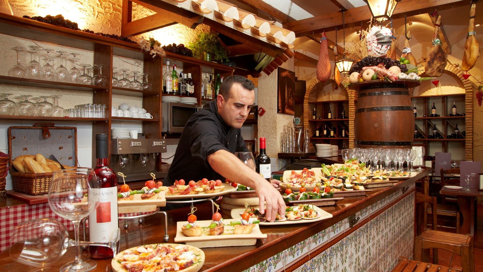 restaurants-restaurants