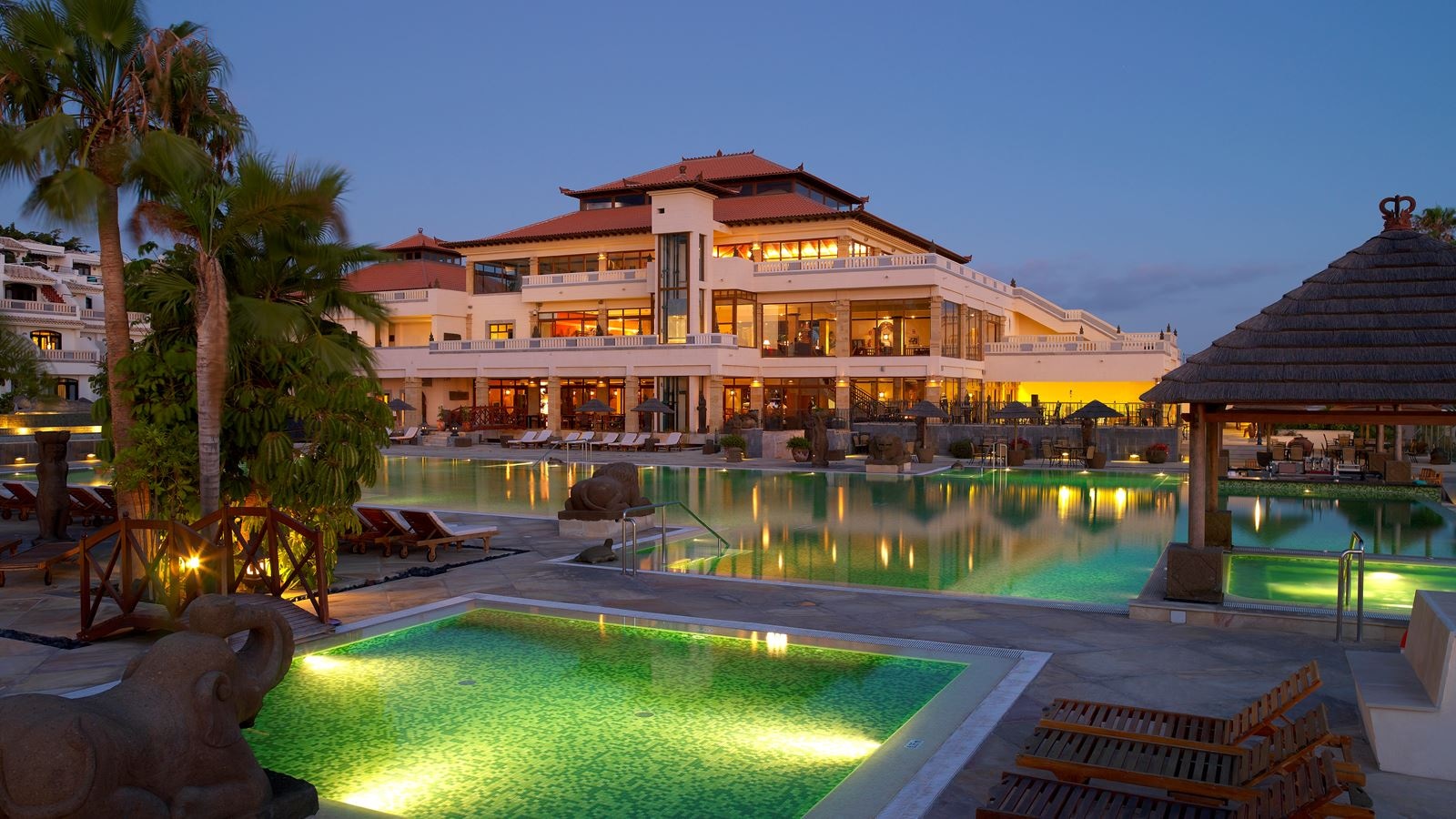 pools-outdoor-pool