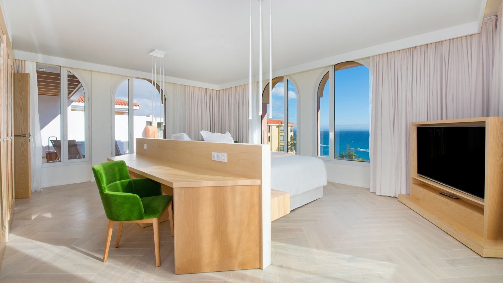 rooms-suite-sea-view-presidential