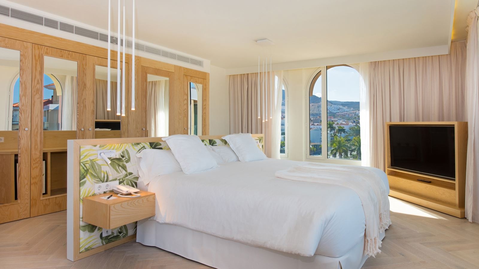 rooms-suite-sea-view-presidential