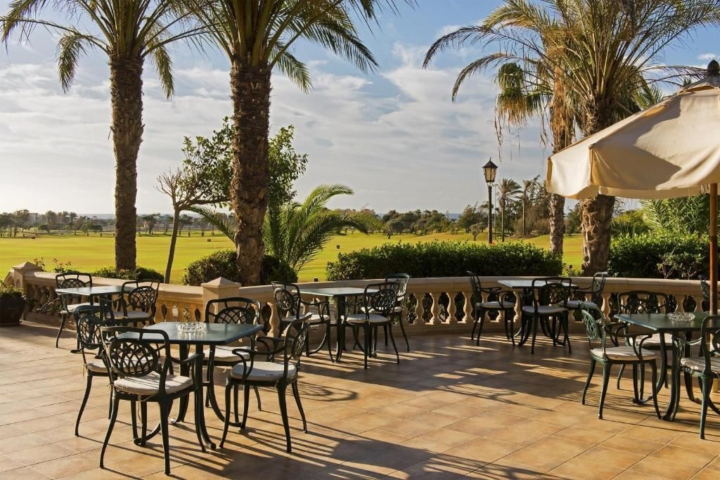 bars-cafetería-hoyo-19