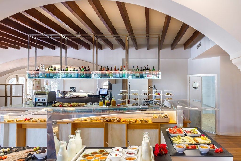 restaurants-restaurants