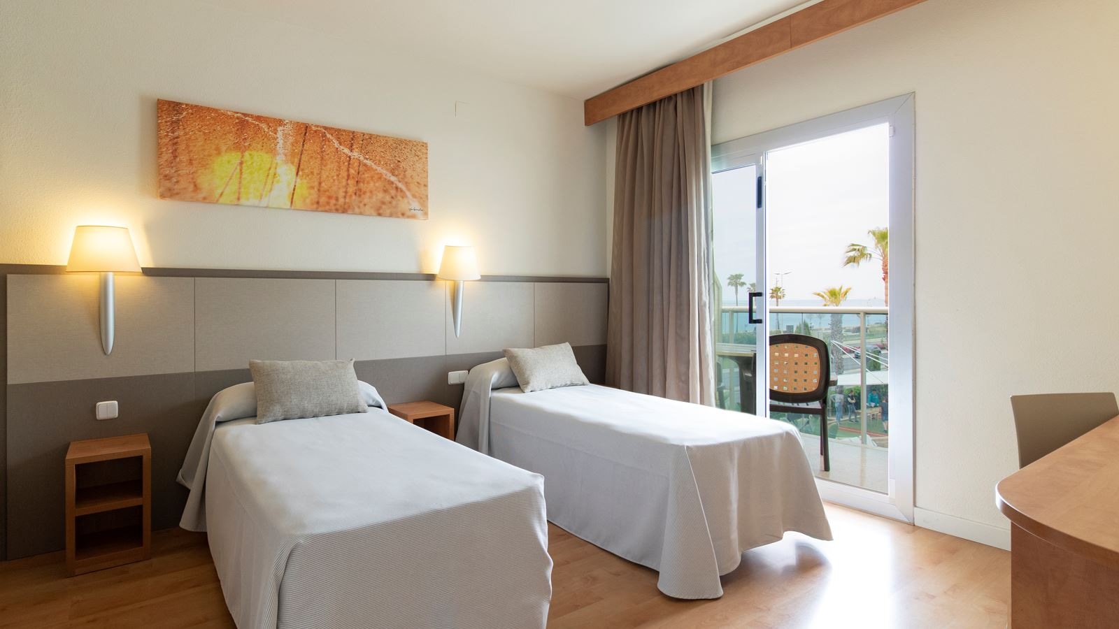 rooms-family-room